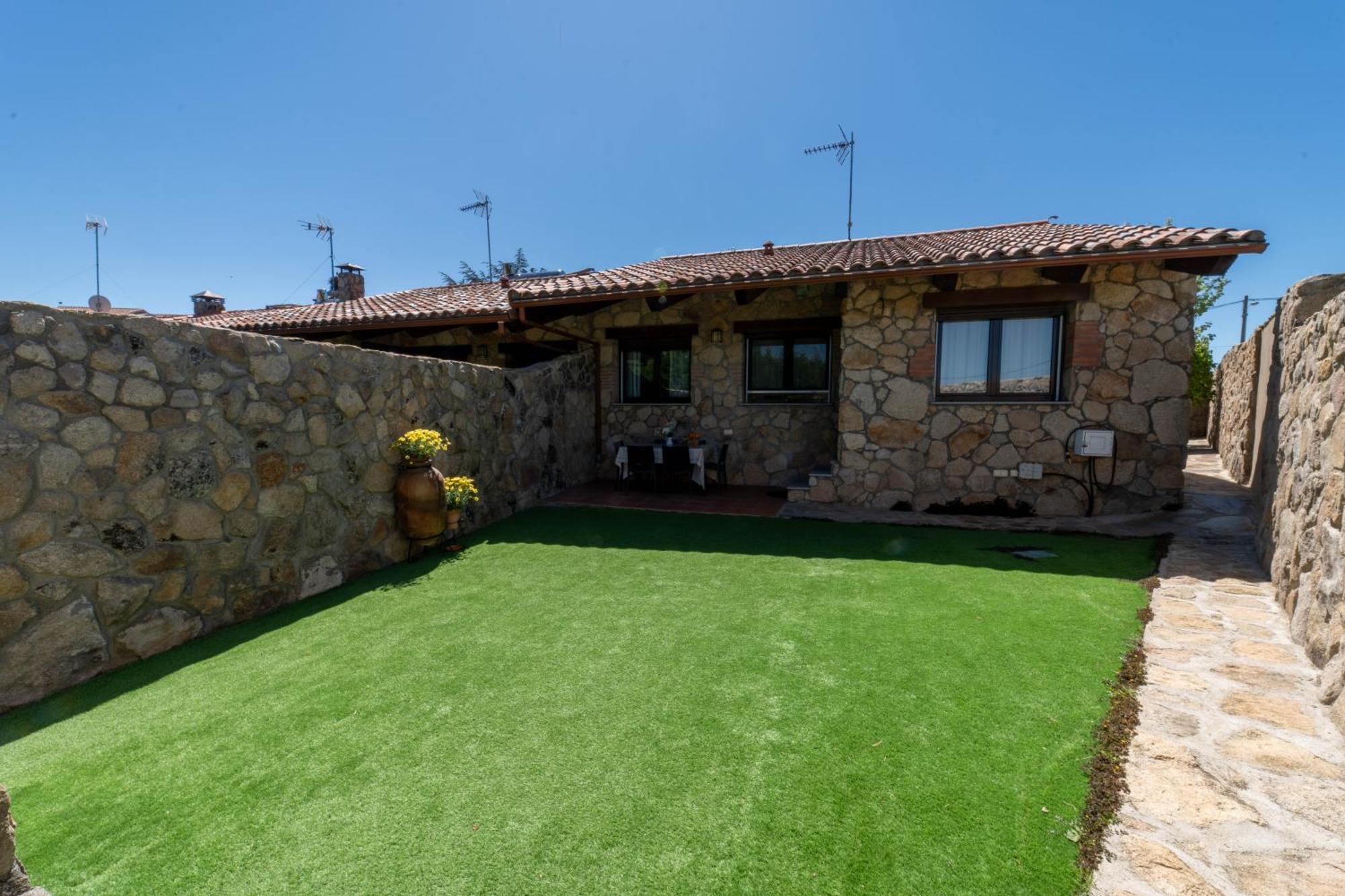 Casa Rural Los Cantaros. Zarapicos Dış mekan fotoğraf