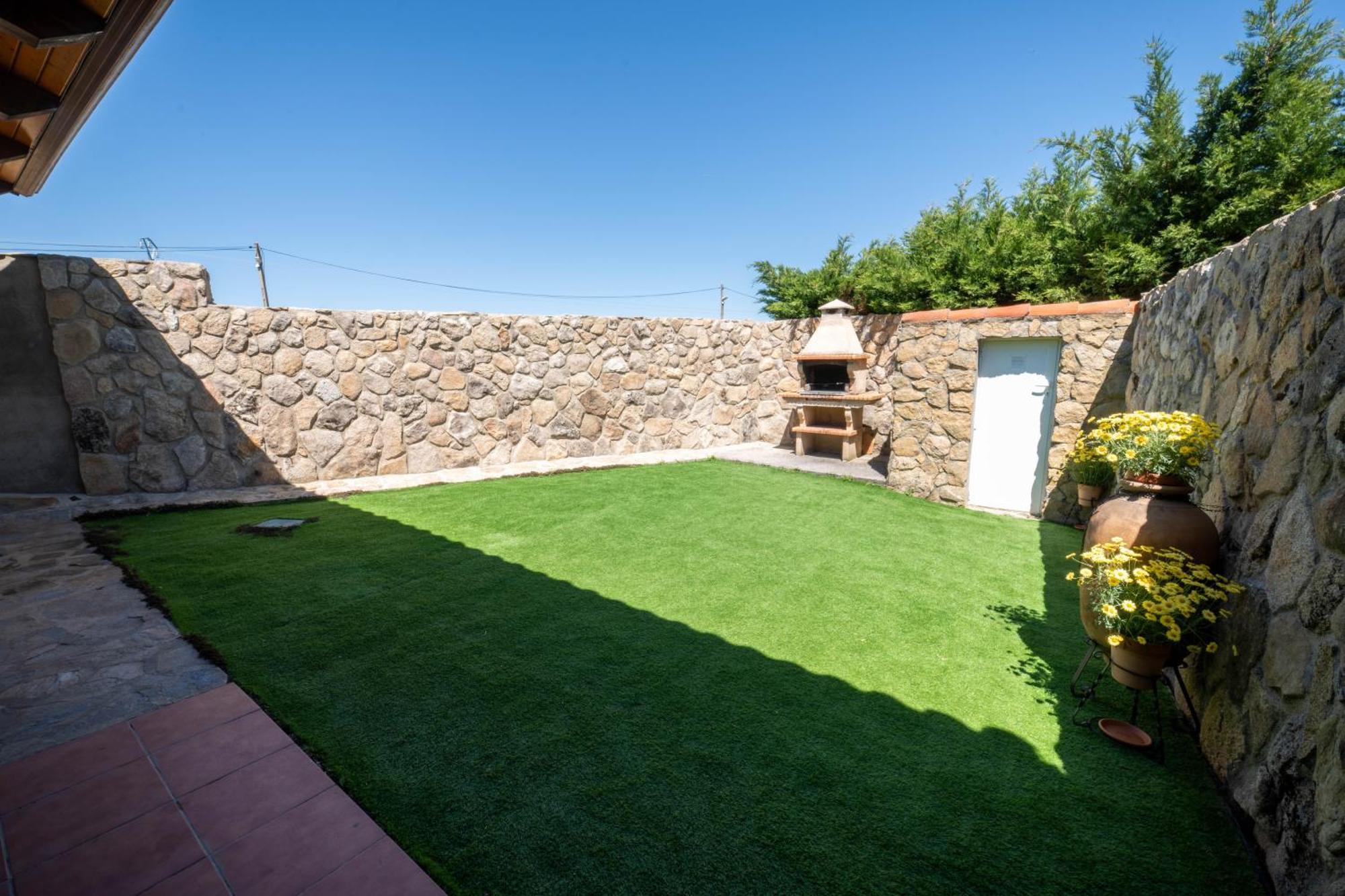 Casa Rural Los Cantaros. Zarapicos Dış mekan fotoğraf